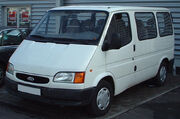 Ford Transit front 20020526