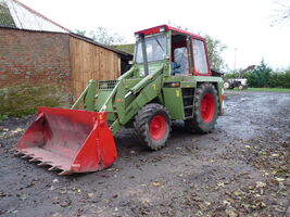 hymac 370c 1976 with 3 cylinder ford engine