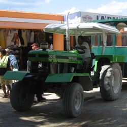 New Holland 5010 green.jpg