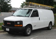 GMC Savana.jpg (154 KB) 2003–present GMC Savana 2500