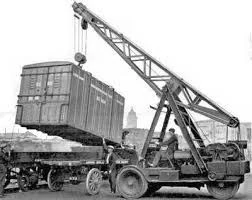 1940s Taylor Yardcrane.jpg (12 KB) A 1940s Taylor Yardcrane petrol engined model