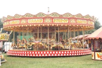 Steam Gallopers with Savage Bros center engine no. 422