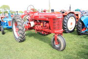 IH Farmall H sn 236506 - Tricycle at Anglesey 2010 - IMG 2384