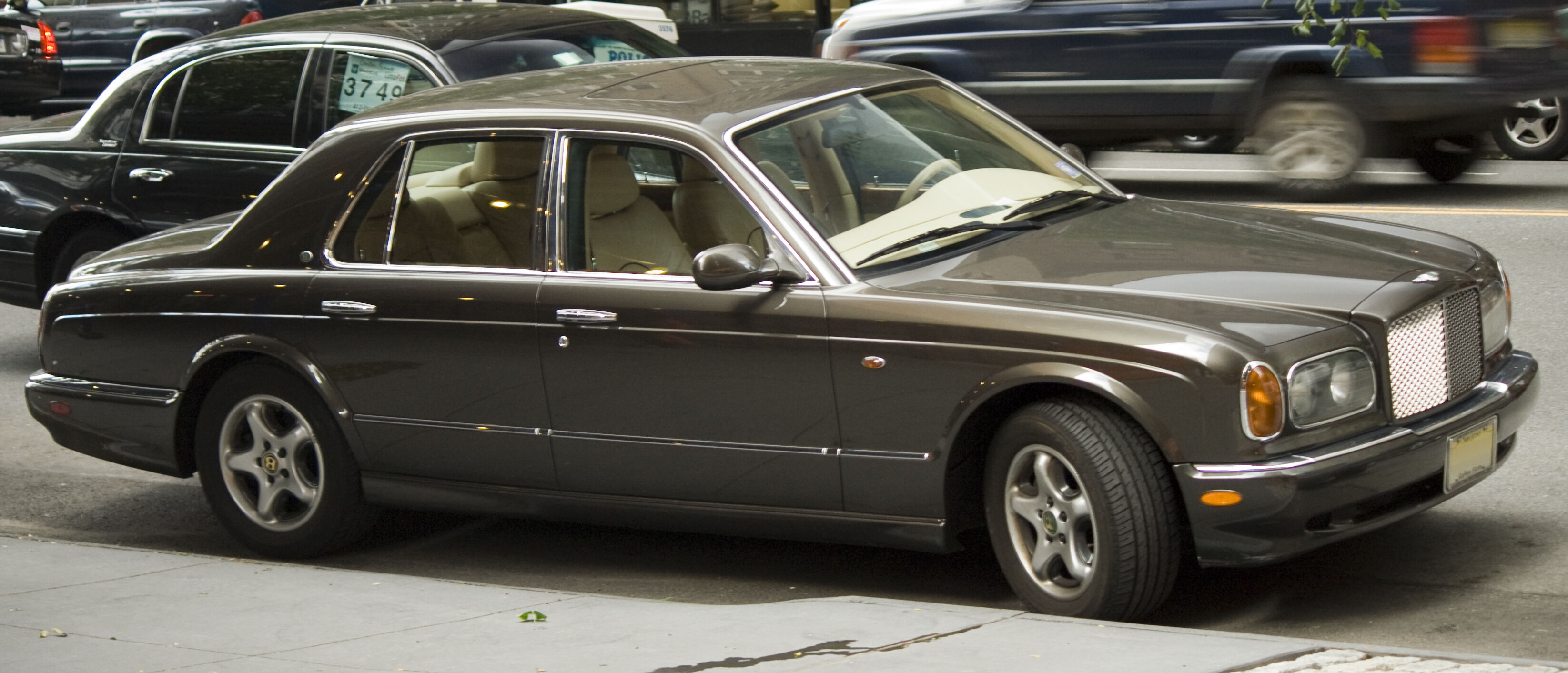 Bentley Arnage | Tractor & Construction Plant Wiki | Fandom