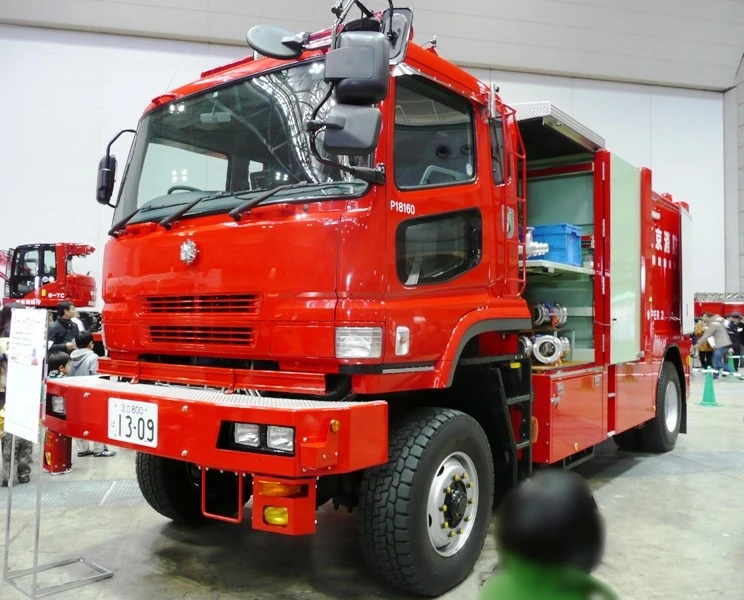 Mitsubishi Fuso Super Great | Tractor & Construction Plant Wiki