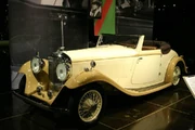 1935 Bentley 3½-litre Cabriolet.
