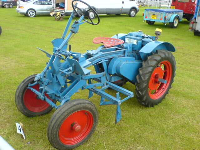Francis thomas top garden machinery