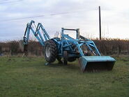 1963 Whitlock digger, Fordson Super Major skid unit