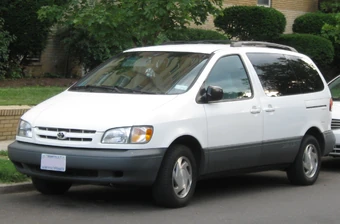 toyota sienna generations