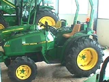 John Deere 946