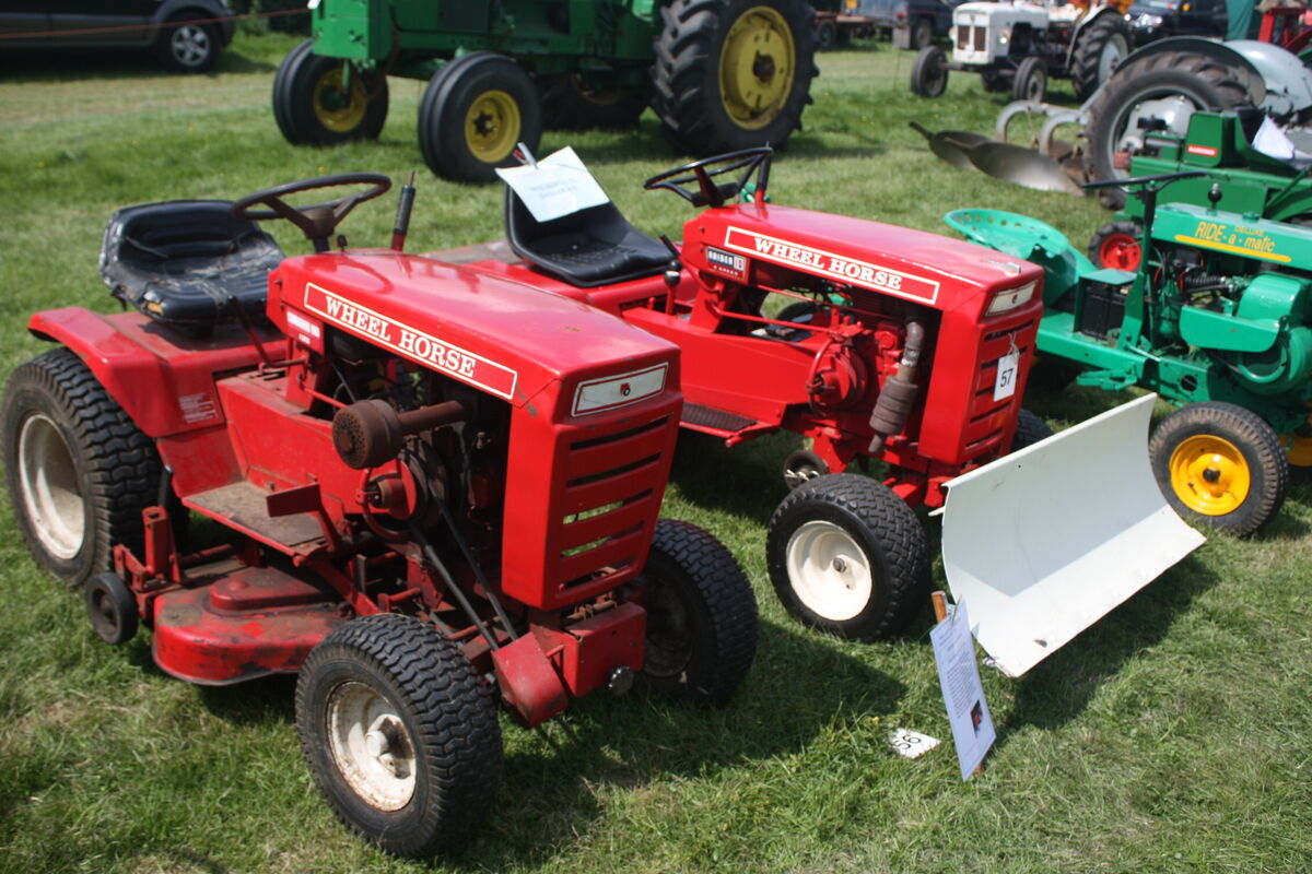 Raider 12 wheel horse tractor hot sale