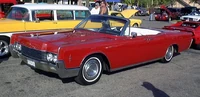 Lincoln Continental Convertible.jpg (36 KB) Lincoln Continental c. 1966, 4-door with integral automatically operating, self-storing tonneau
