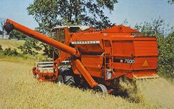 Cockshutt 7600 combine