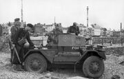 Bundesarchiv Bild 101I-291-1207-11, Dieppe, Landungsversuch, englischer Spähpanzer