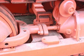 Track tensioner, idler and Equaliser spring on AC HD-19