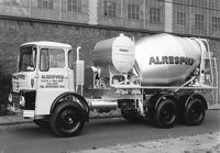 A 1960s GUY Big J6 Cementmixer Lorry.jpg (134 KB) A 1960s GUY Big J6 Cement Mixer Truck Diesel 6X4