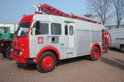 Bedford Merryweather fire engine at Donnington 09 - IMG 6183small