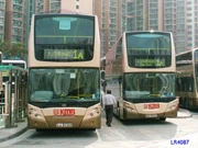 Two KMB Enviro500, ATE140 LJ5724 (left) and ATE233 ME8594 (right) seen on route 1A. ATE233 is the second bus in KMB to use the new modified bodywork (the first bus is AVBE1 LU3721).