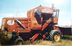 Co-op Implements 951 combine