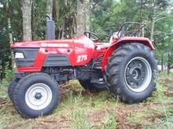 Ursus 2-75 (Mahindra)-2009.jpg