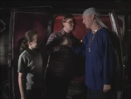 2x04-bubblesandjroc.png (313 KB) Bubbles strikes a deal with J-Roc.