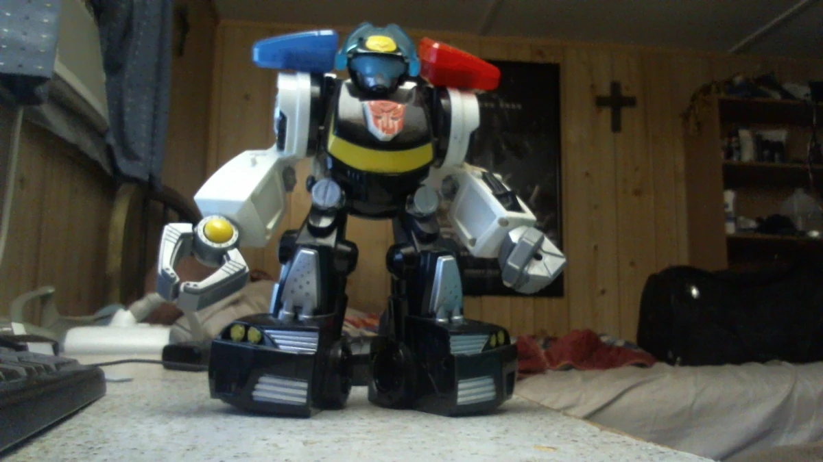 Titan Warrior Chase | Transformers Evolutions Wiki | Fandom