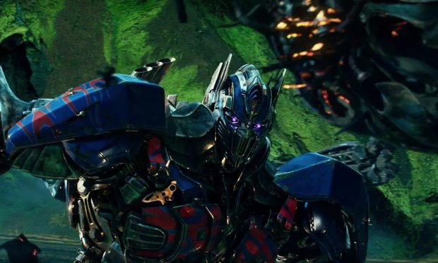 Transformers: The Last Knight': Optimus Prime Wields a Sword – The