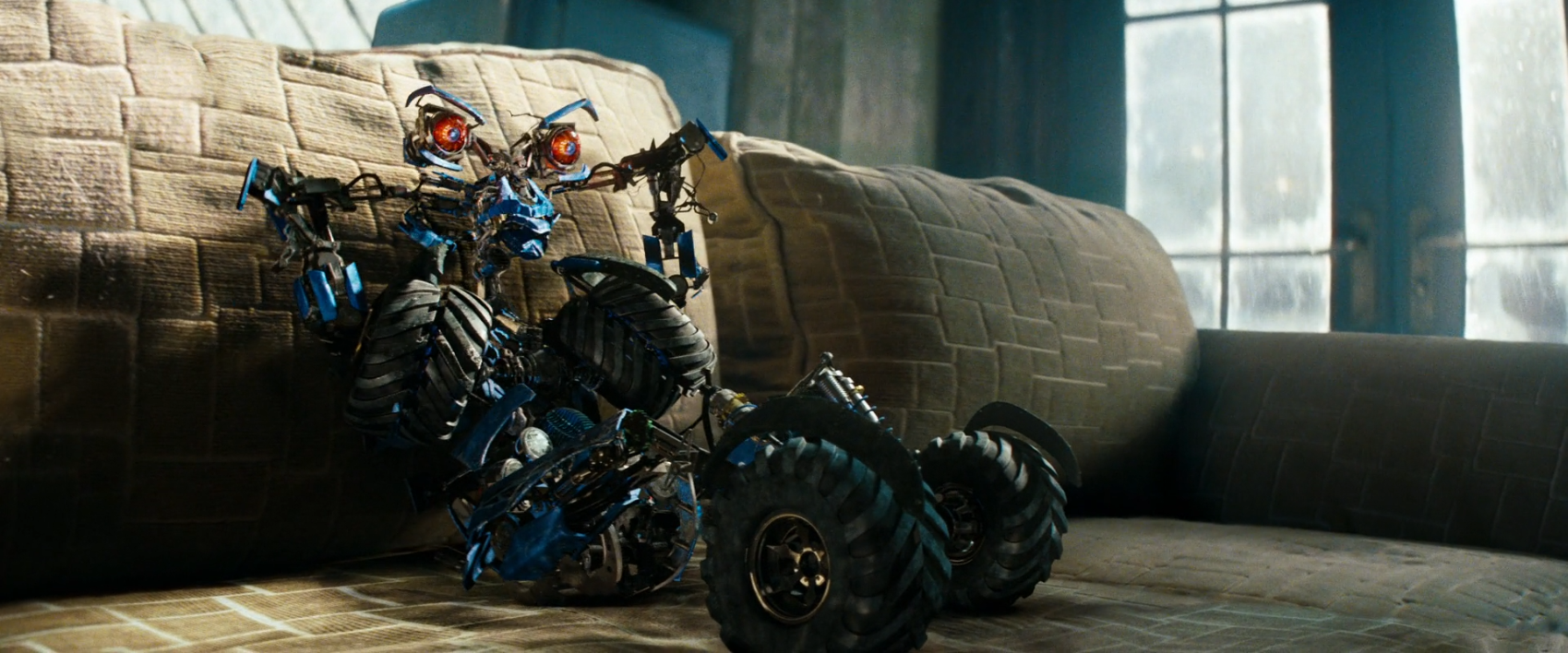 transformers tiny robot