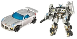 Completely movie-accurate. Hasbro even made the proper gun.