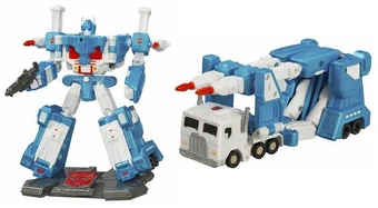 g1 ultra magnus figure