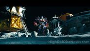 Dotm-optimusprime&ratchet-film-moon