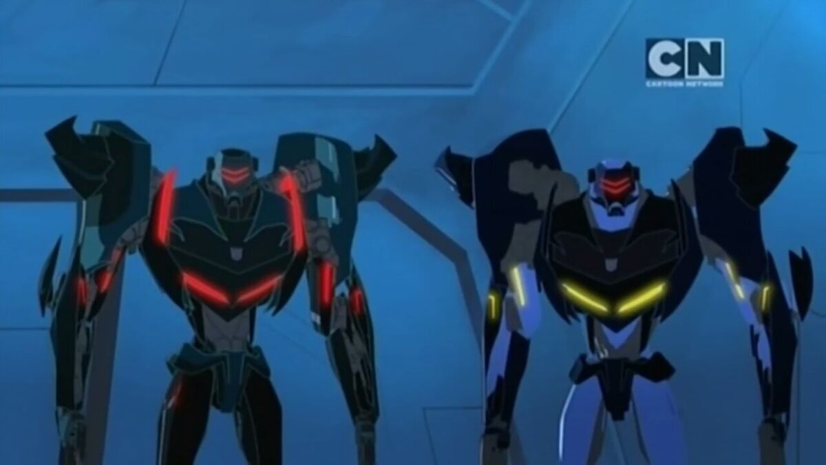 Transformers robots in disguise pilot part 1 online