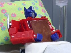 G1-optimusprime-robotchicken-s101-1