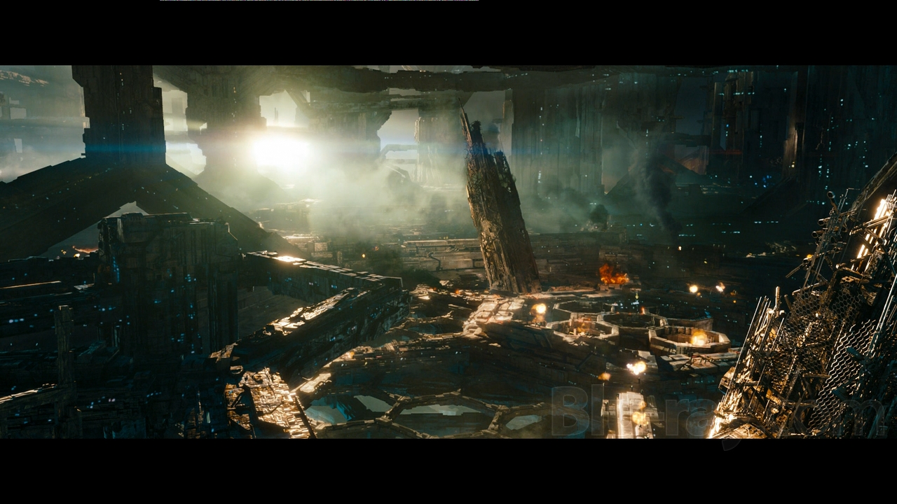 Transformers' director Michael Bay fires back over Hugo Weaving slam, deletes post