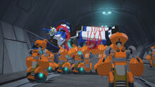 RIDDeepTrouble Strongarm vs MiniCons