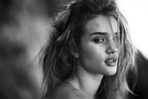 Rosie Huntington-Whiteley