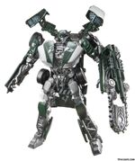 Dotm-roadbuster-toy-deluxe-1