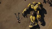 Bumblebee (Movie) 1h15m58s.jpg (269 KB) Bumblebee (Movie) 1h15m58s