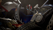 Smokescreen telling Prime that he's not ready to become a Prime.