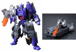 Henkei Galvatron toy