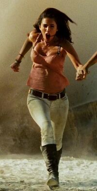 Rotf-mikaela-film-running.jpg