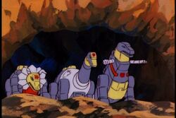 G1-dinobots-s0*e**-cave