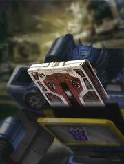 Transformers Legends Laserbeak Cassete Mode.jpg