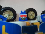 Energon-beachcomber-toy-mega-1-face