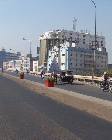 Surat Travel Wiki Fandom Surat will be the world's fastest growing city from 2019 to 2035, according to a study conducted by economic times.12 in 1998, 30 per cent of surat had gone under water due to flooding in tapti river following release of water from ukai dam located 90 km from surat and in aug 2006 flood more. surat travel wiki fandom