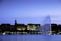 Hamburg-alster-dusk