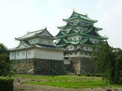 Nagoya Castle 01