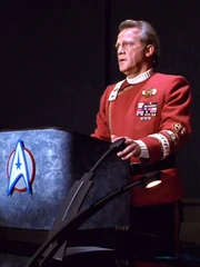 Der Stabschef der Sternenflotte bekleidet den Rang Flottenadmiral