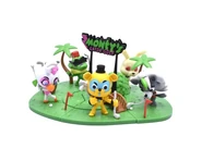 Glamrock Freddy featured in the Monty Golf craftable figure set.