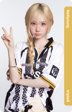 Kim NaKyoung/Gallery/Objekts | tripleS Wiki | Fandom